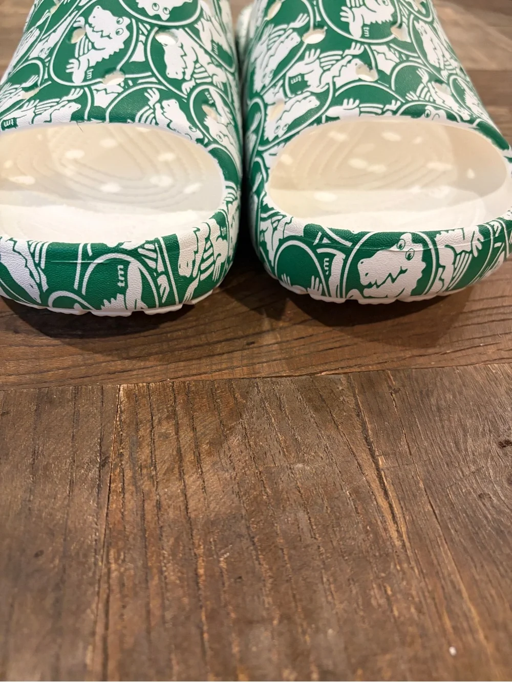 Crocs Classic Duke Print Slide 2.0 Green Ivy Men's 9 Women's 11 Sandal